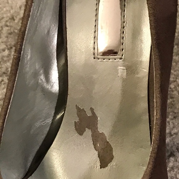 H by Halston’s Incredible Platform Heels! - Picture 7 of 10